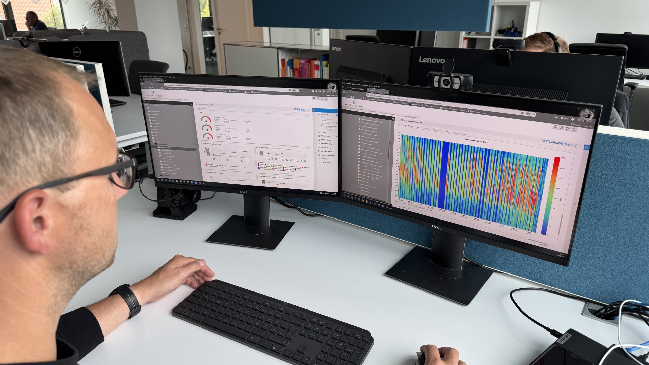 Datenauswertung am Computer für ein Projekt